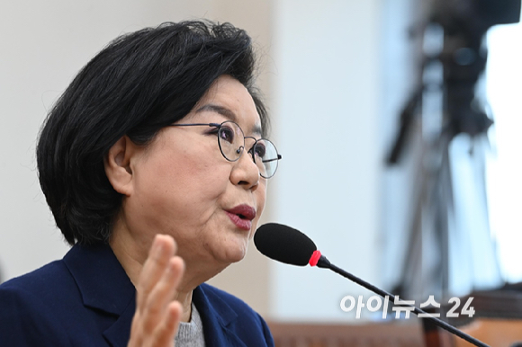 이혜훈 기획예산처 장관 후보자가 23일 오전 서울 여의도 국회 재정경제기획위원회에서 열린 인사청문회에서 발언하고 있다. [사진=곽영래 기자]