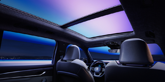 2026년형 르노 그랑 콜레오스 신규 컬러 새틴 유니버스 화이트. [사진=르노코리아]