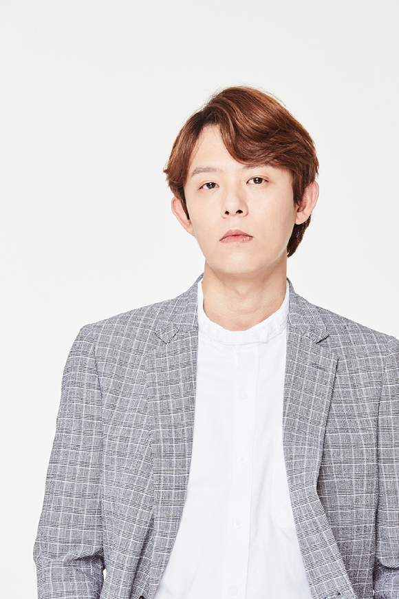 H.O.T 토니안, 비웨이브 전속계약 &quot;새 시대 음악 함께&quot;(공식)