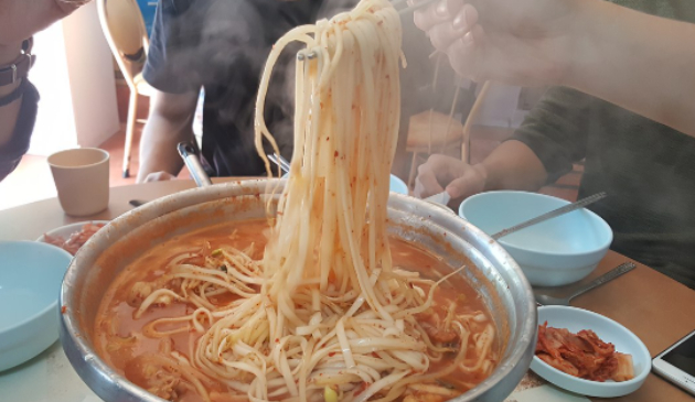 갱시기 이름에는 다양한 유래가 있다. 사진은 AI가 생성한 이미지로, 본 기사 내용과 무관. [사진=챗GPT]