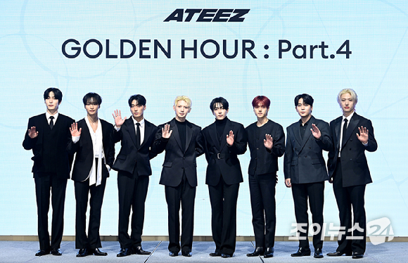 에이티즈가 5일 오후 서울 여의도 페어몬트 엠버서더 서울에서 열린 미니 13집 '골든 아워 : 파트 4(GOLDEN HOUR : Part.4)' 발매 기념 기자간담회에서 포즈를 취하고 있다. [사진=곽영래 기자]