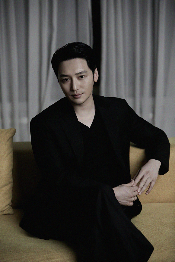 변요한, 티파니영에 이어 자필 편지 "웃는 얼굴 보면 지쳤던 마음도 따뜻해져" 꿀 뚝뚝