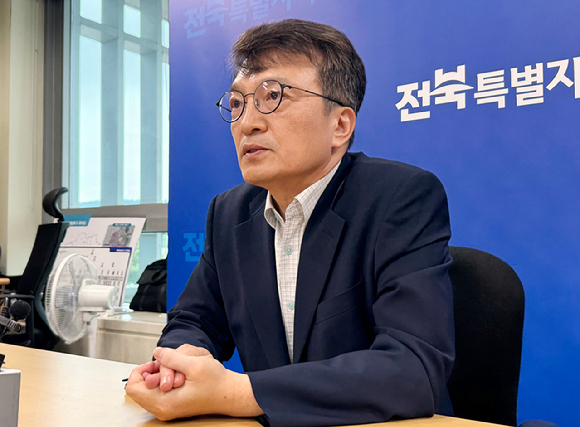 김의겸 새만금개발청장이 지난 7일 전북특별자치도청 기자간담회에서 발언하고 있다. 2025.8.7 [사진=연합뉴스]