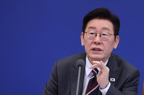 이재명 대통령이 3일 청와대에서 열린 국무회의에서 발언하고 있다. 2026.2.3 [사진=연합뉴스]