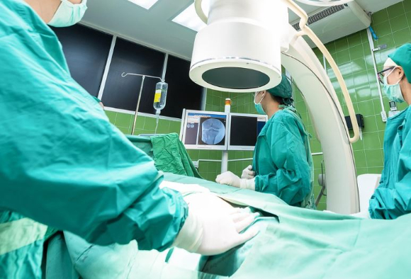 전신 마취 수술을 한 환자를 추행한 30대 남성 병원직원이 실형을 선고받았다. 본 기사와 무관한 이미지. [사진=픽사베이@sasint]