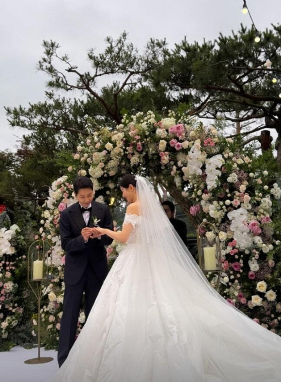 박하나 김태술 [사진=문지인 SNS]