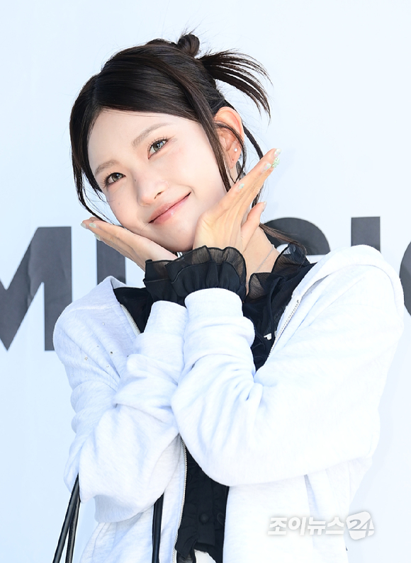 故최진실 딸 인플루언서 최준희가 24일 오후 서울 성동구 성수동 더블유미션에서 열린 홀리넘버세븐 X 코타로 타니야마 콜라보 팝업 오프닝 행사에 참석하고 있다. [사진=정소희 기자]