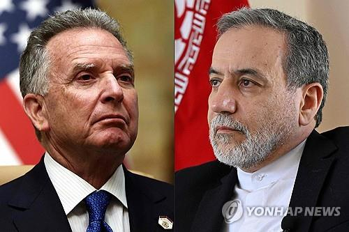 2025년 2월 18일 촬영된 미국 대통령 중동 특사 스티브 위트코프(왼쪽)의 모습과 2025년 3월 7일 촬영된 이란의 압바스 아락치(오른쪽) 외무장관의 모습을 나란히 배치한 합성사진 [사진=연합뉴스]