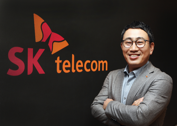 유영상 SK텔레콤 CEO는 사단법인 한국경영과학회가 지난 2일 개최한 ‘2022년 춘계공동학술대회’에서 'SK텔레콤의 AI 전환(transformation) 전략'을 주제로 기조연설을 진행했다. [사진=SKT]