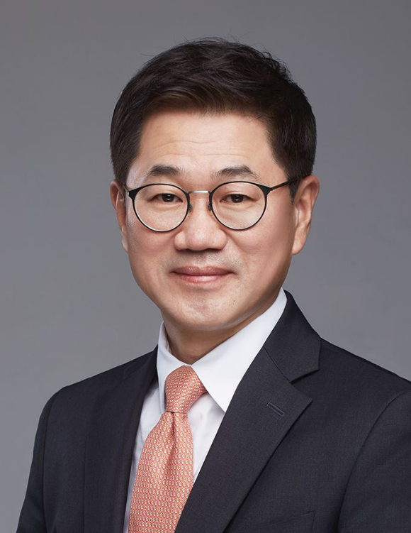 삼성증권이 1일 임원후보추천위원회를 열고 박종문 삼성생명 자산운용부문 사장을 장석훈 대표이사의 뒤를 이을 신임 대표이사로 추천했다고 밝혔다.  [사진=삼성증권]