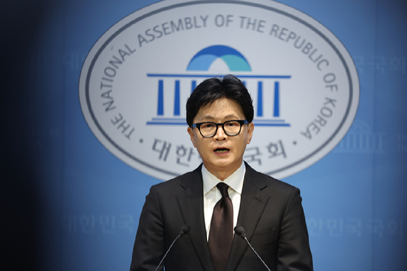 국민의힘에서 제명된 한동훈 전 대표가 29일 국회 소통관에서 제명 결정과 관련해 기자회견을 하고 있다. 2026.1.29 [사진=연합뉴스]