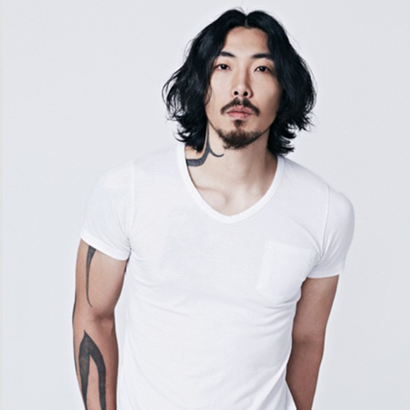 방송인 찰스가 제2의 전성기를 노린다. [사진=에스팀엔터테인먼트]