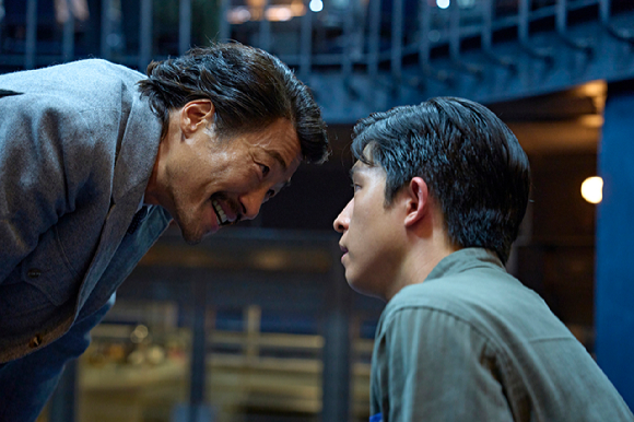 배우 설경구가 넷플릭스 영화 '굿뉴스'에서 열연하고 있다. [사진=넷플릭스]