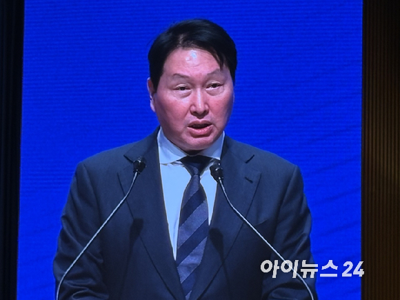 최태원 SK그룹 회장 겸 대한상공회의소 회장이 23일 서울 중구 대한상공회의소에서 열린 K-국정설명회에서 발언하고 있다. [사진=권서아 기자]