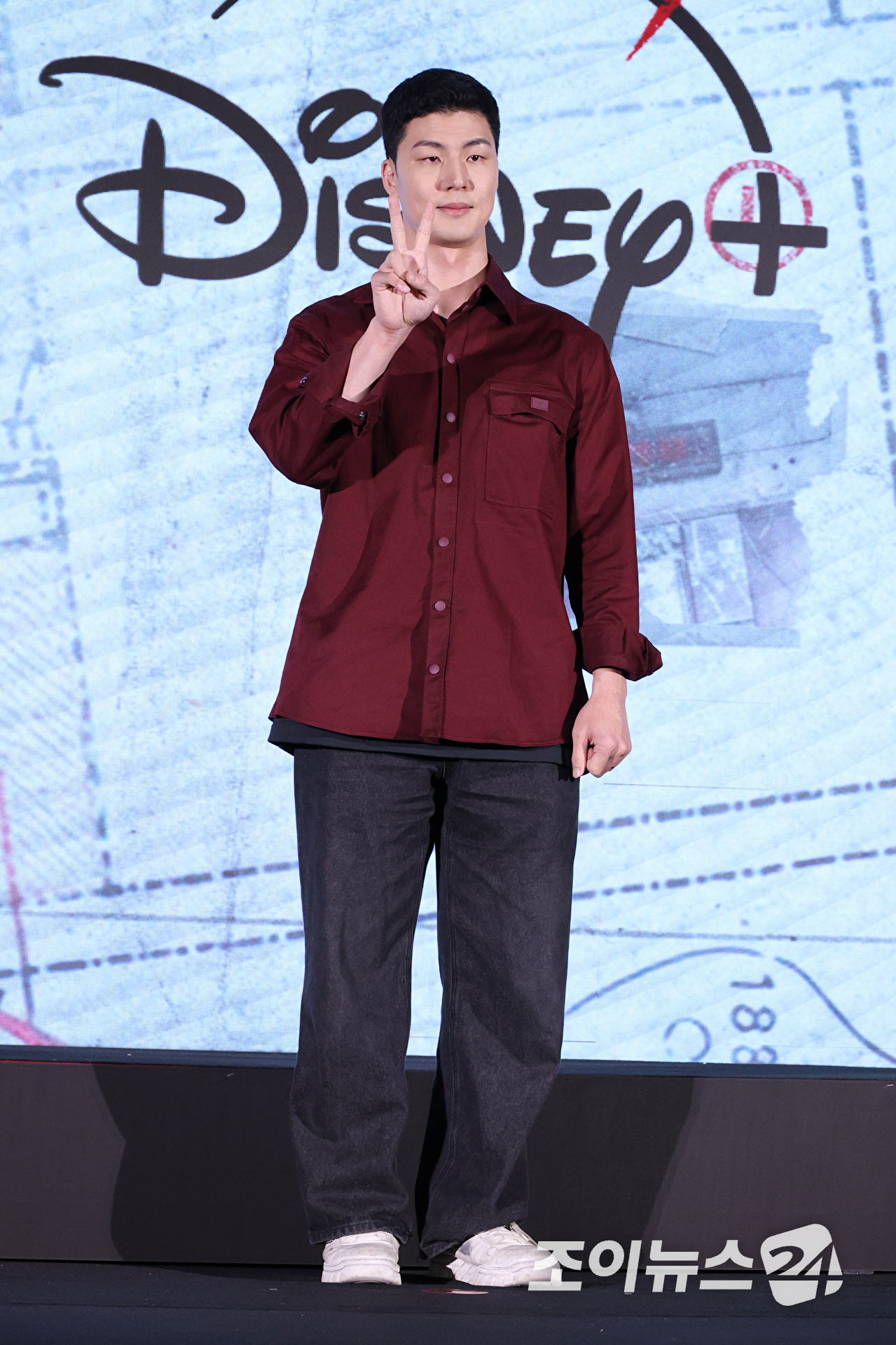 유튜버 말왕이 28일 오전 서울 구로구 신도림동 더세인트에서 진행된 디즈니+ 오리지널 예능 '술래게임' 제작발표회에 참석해 포즈를 취하고 있다. [사진=문수지 기자]