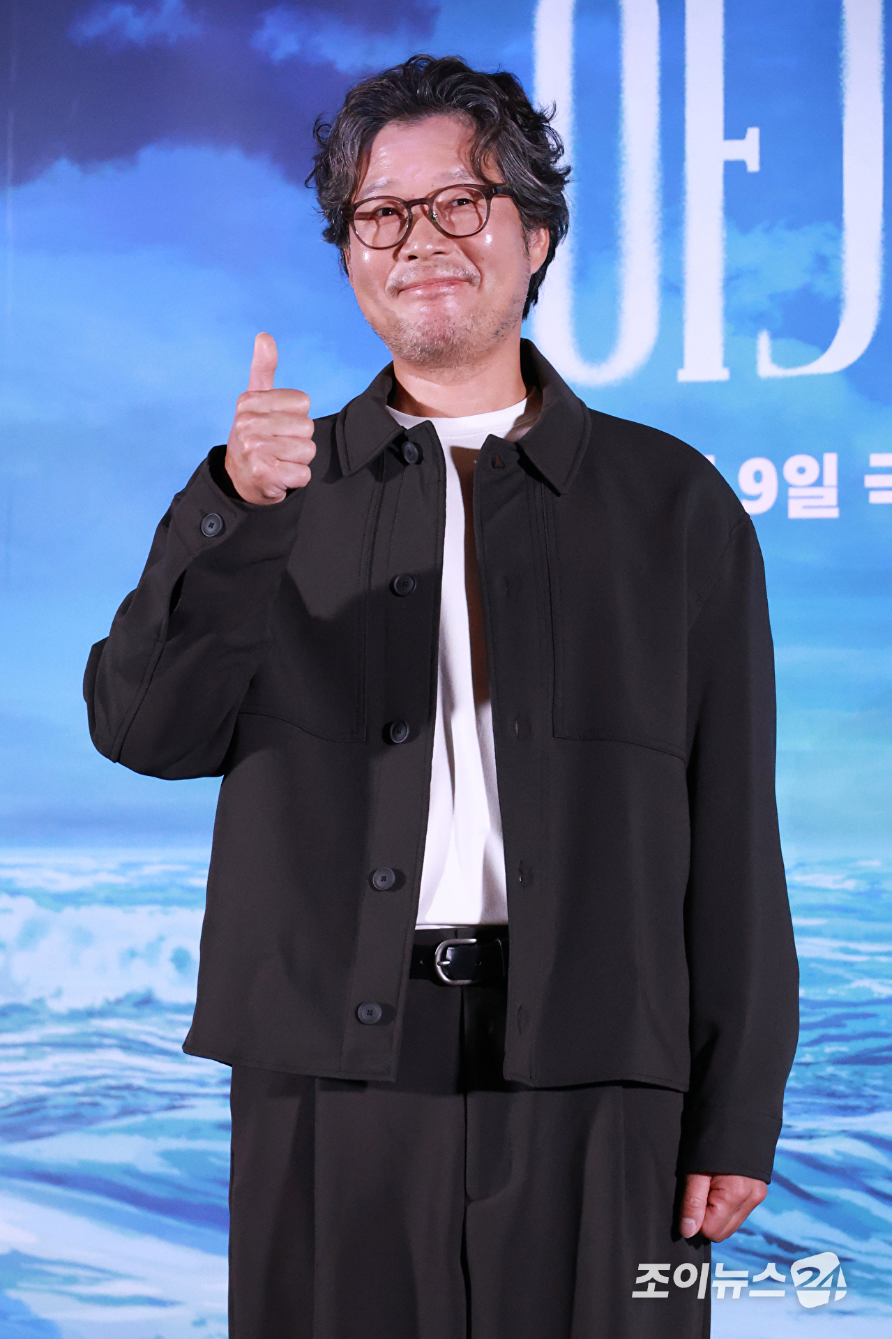 배우 유재명이 26일 오후 서울 용산구 CGV 용산아이파크몰점에서 진행된 애니메이션 '아가미'(감독 안재훈) 언론시사회에 참석해 포즈를 취하고 있다. [사진=문수지 기자]