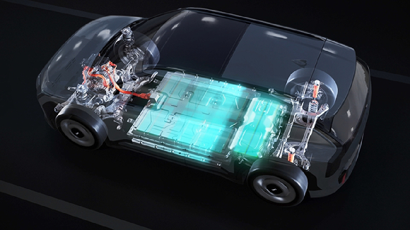 (왼쪽부터) EV3, EV4, EV5가 도심을 주행하는 장면. [사진=기아]