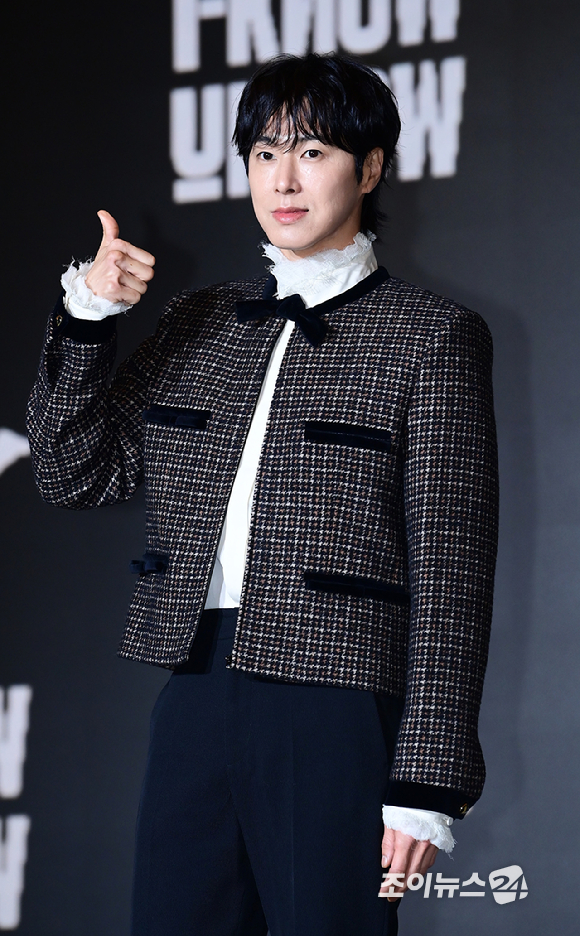 가수 유노윤호가 5일 오후 서울 송파구 소피텔 앰배서더 서울호텔에서 열린 첫 정규 앨범 '아이-노우(I-KNOW)' 기자간담회에 참석하고 있다. [사진=정소희 기자]