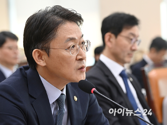 권대영 금융위원회 부위원장이 11일 국회에서 열린 정무위원회 전체회의에서 발언하고 있다. [사진=곽영래 기자]