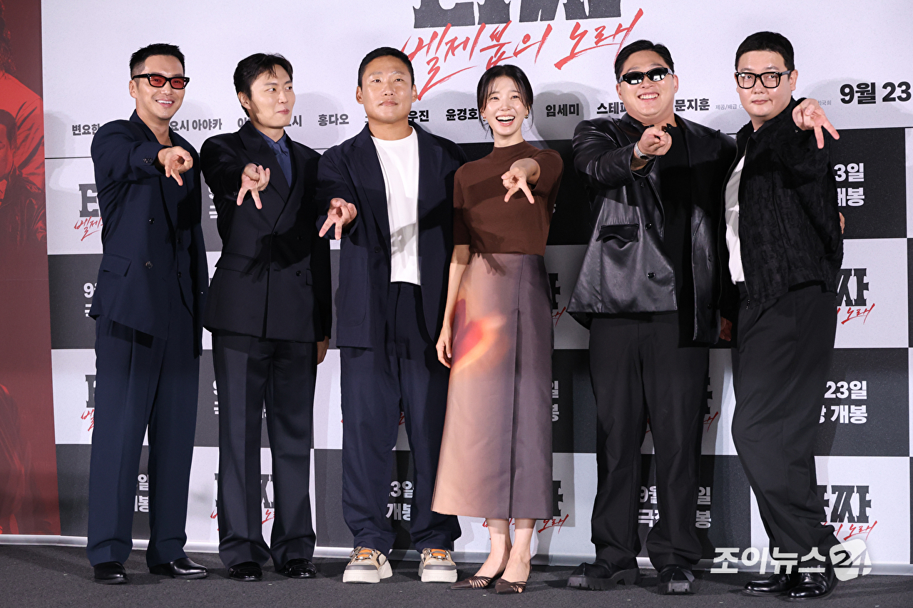 배우 변요한, 노재원, 임세미, 문지훈(스윙스), 김민호가 18일 서울 용산구 CGV용산아이파크몰점에서 진행된 영화 '타짜: 벨제붑의 노래'(감독 최국희) 제작보고회에 참석해 포즈를 취하고 있다. [사진=문수지 기자]