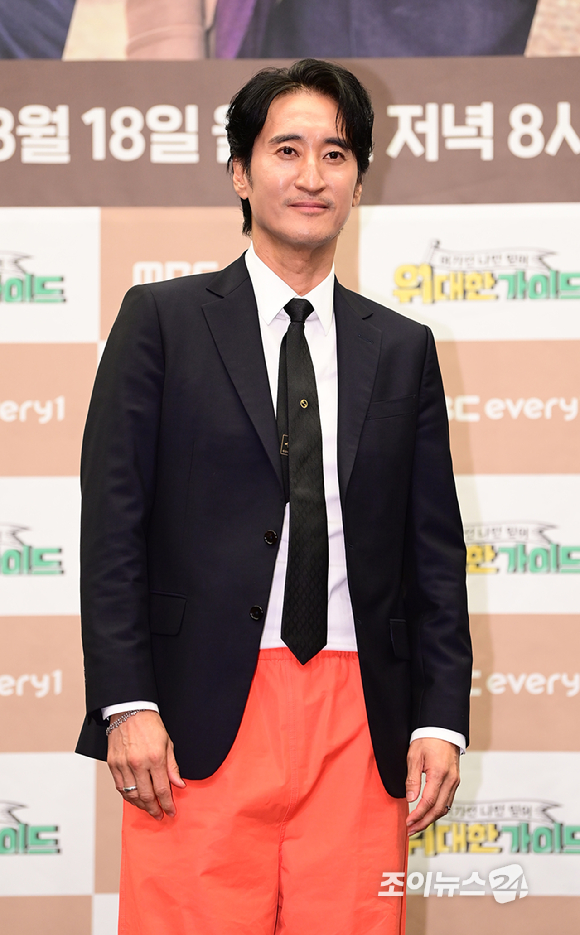 [포토]'위대한 가이드' 신현준, 철없는 맏형