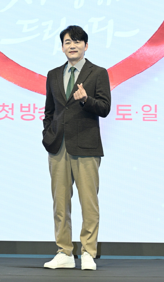 '사랑을 처방해 드립니다' 제작발표회에 참석한 배우 김승수 [사진=KBS ]