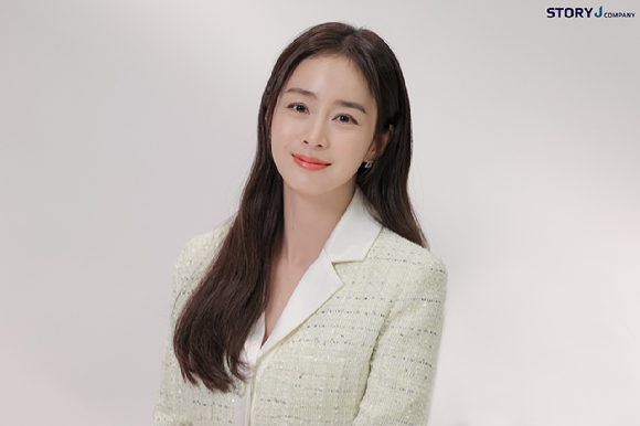 배우 김태희 프로필. [사진=스토리제이컴퍼니]