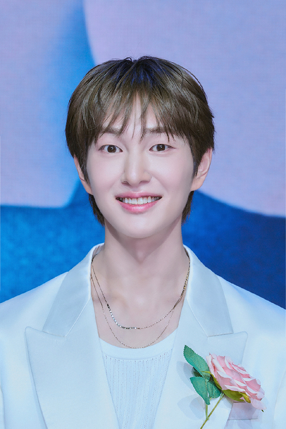 온유, 주사이모 관련 의혹에 "피부 관리 목적으로 병원 방문...면허 논란 인지 못해"