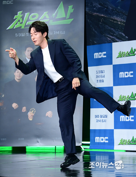 방송인 허경환이 28일 오후 서울 마포구 상암동 MBC 신사옥에서 열린 MBC 새 예능 프로그램 '최우수산(山)' 제작발표회에서 참석하고 있다. [사진=정소희 기자]