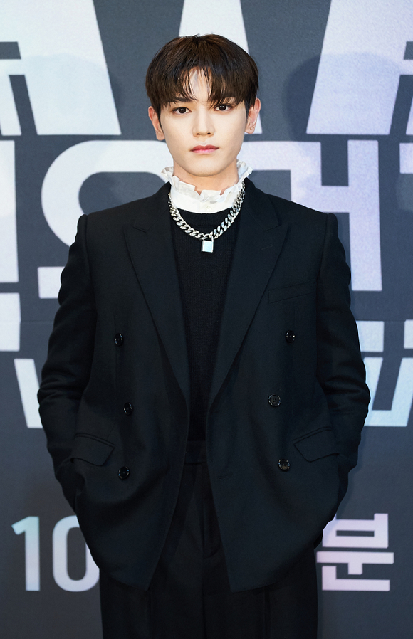 NCT 태용이 24일 온라인으로 진행된 Mnet '스트릿 우먼 파이터' 제작발표회에 참석해 포즈를 취하고 있다. [사진=Mnet]