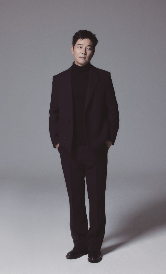 임창정, &apos;너를 품에 안으면&apos; 리메이크…내달 6일 발매