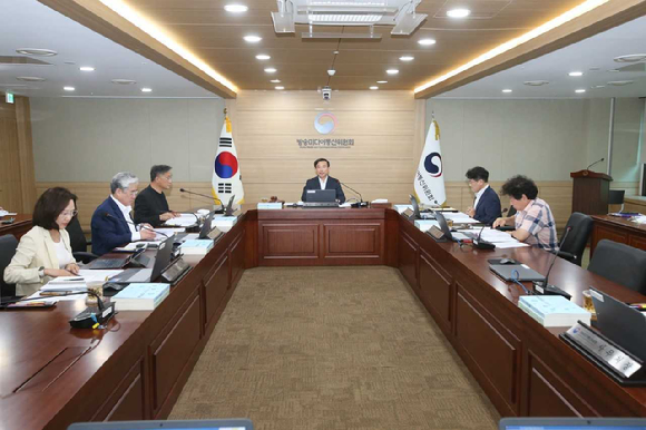 환불 조건 '불명확'⋯방미통위, 아고다에 과징금 24.2억 부과