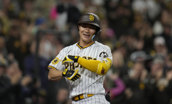 MLB 샌디에이고에서 뛰고 있는 김하성은 4일 열린 시카고 컵스와 홈 경기에서 2안타 1도루 1득점을 기록했다. [사진=뉴시스]
