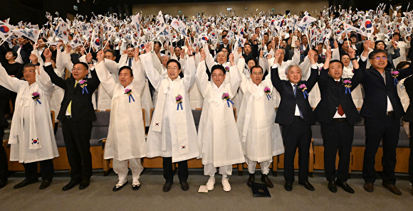 15일 경북도청 동락관에서 제79주년 광복절 경축식이 열리고 있다. [사진=경북도청]