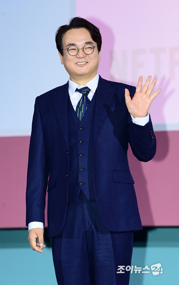 배우 이서환이 9일 오전 서울 중구 동대문디자인플라자에서 열린 넷플릭스 시리즈 '오징어 게임' 시즌2 제작발표회에 참석하고 있다. [사진=정소희 기자]