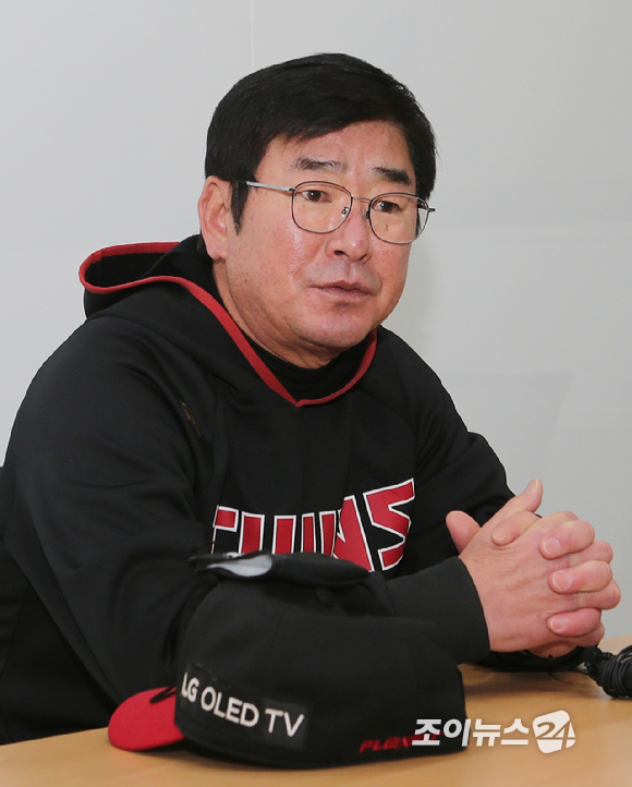 민아-온주완이 발리 해변가에서 결혼식을 올리고 있다. [사진=민아 SNS]