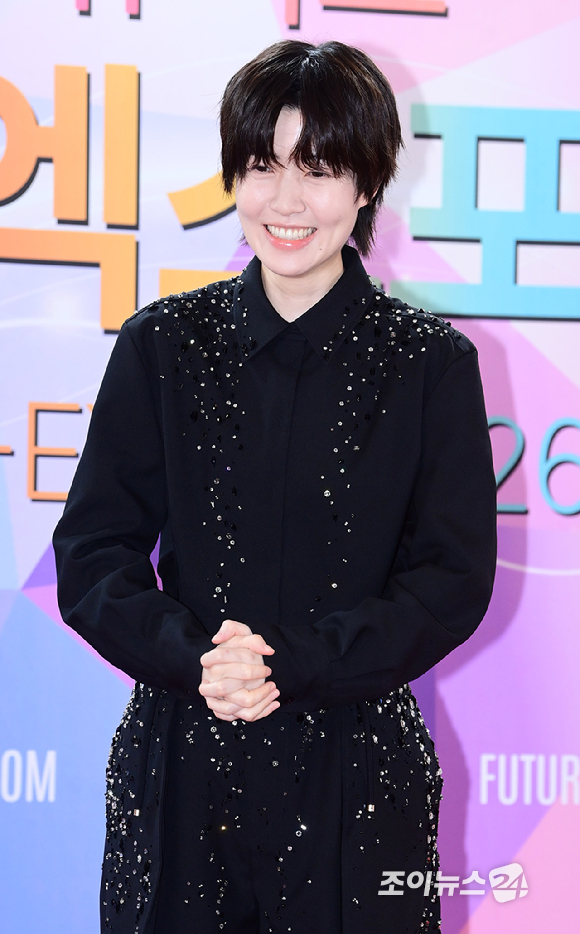 [포토] 심은경, 칭찬이 너무 부끄러운 내향인