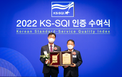 코웨이가 2022 한국서비스품질지수(KS-SQI) 조사에서 정수기와 공기청정기 A/S 부문 1위에 선정됐다. [사진=코웨이]