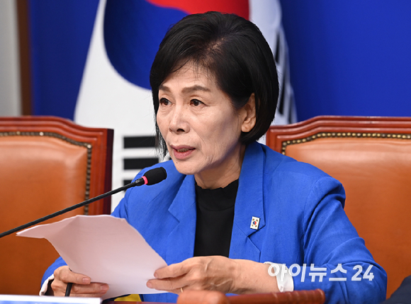 최민희 더불어민주당 최고위원이 31일 서울 여의도 국회에서 열린 최고위원회의에서 발언하고 있다. [사진=곽영래 기자]