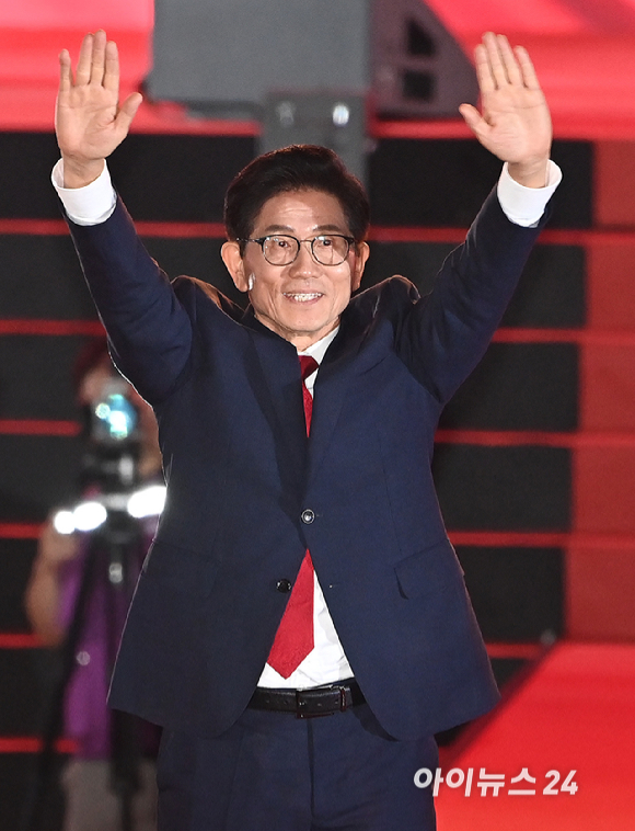 김문수 국민의힘 당대표 후보가 22일 오후 청주 오스코에서 열린 제6차 전당대회에 참석하고 있다. [사진=곽영래 기자]