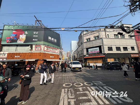 재개발을 앞두고 있는 성수1지구 일대 골목이 보이고 있다. [사진=김민지 기자]