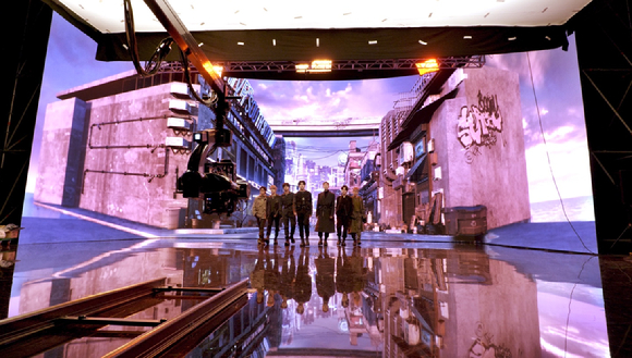 비브스튜디오스가 자체 개발 솔루션을 활용한 하이브의 '오리지널 스토리' 영상 제작 소식으로 화제를 모으고 있다.[사진=비브스튜디오스]