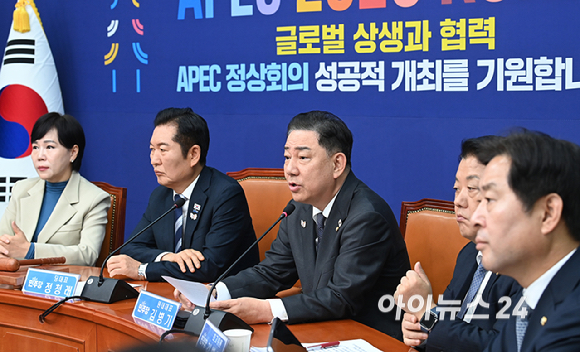 김병기 더불어민주당 원내대표가 31일 서울 여의도 국회에서 열린 최고위원회의에서 발언하고 있다. [사진=곽영래 기자]