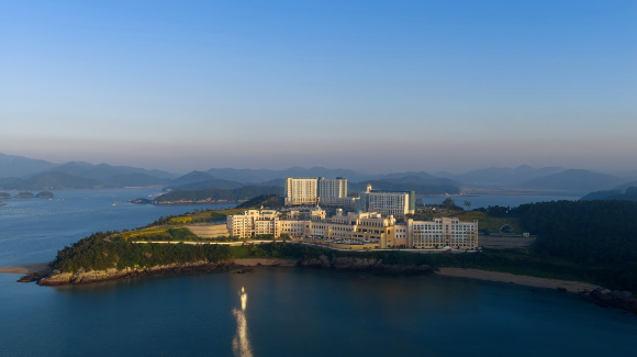 소노인터내셔널, 전국 17개 호텔·리조트서 가을 숙박 패키지 운영 - 뉴스 썸네일 이미지