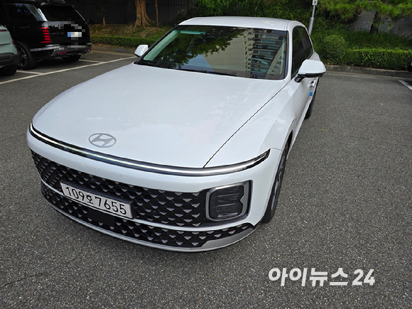 현대차 2026년형 '그랜저 LPG 3.5' 정측면. [사진=김종성 기자]