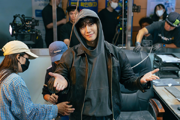 캐셔로 [사진=넷플릭스 ]