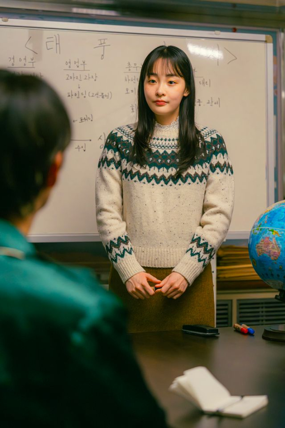 김민하 프로필 [사진=눈컴퍼니]