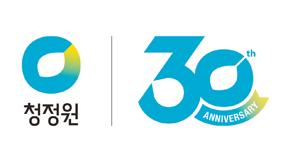 대상 청정원 BI와 30주년 기념 엠블럼. [사진=대상]