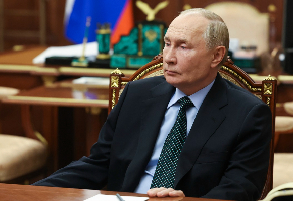 블라디미르 푸틴 러시아 대통령이 지난해 12월 19일 러시아 모스크바 고스티니 드보르에서 연례 기자회견을 진행하고 있다. [사진=AP/연합뉴스]