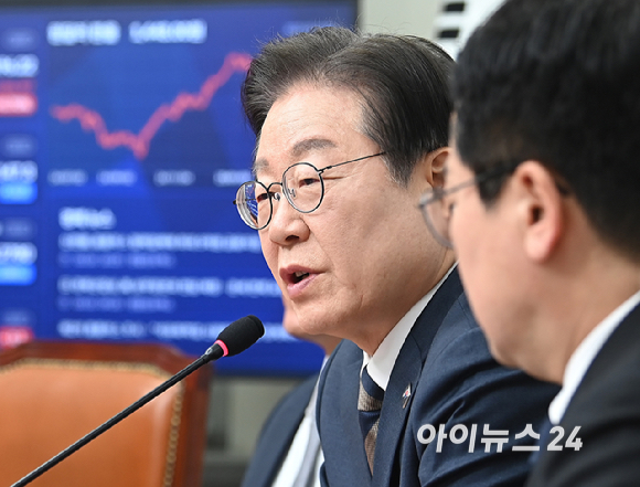 이재명 더불어민주당 대표가 10일 오전 서울 여의도 국회에서 열린 최고위원회의에서 발언하고 있다. [사진=곽영래 기자]